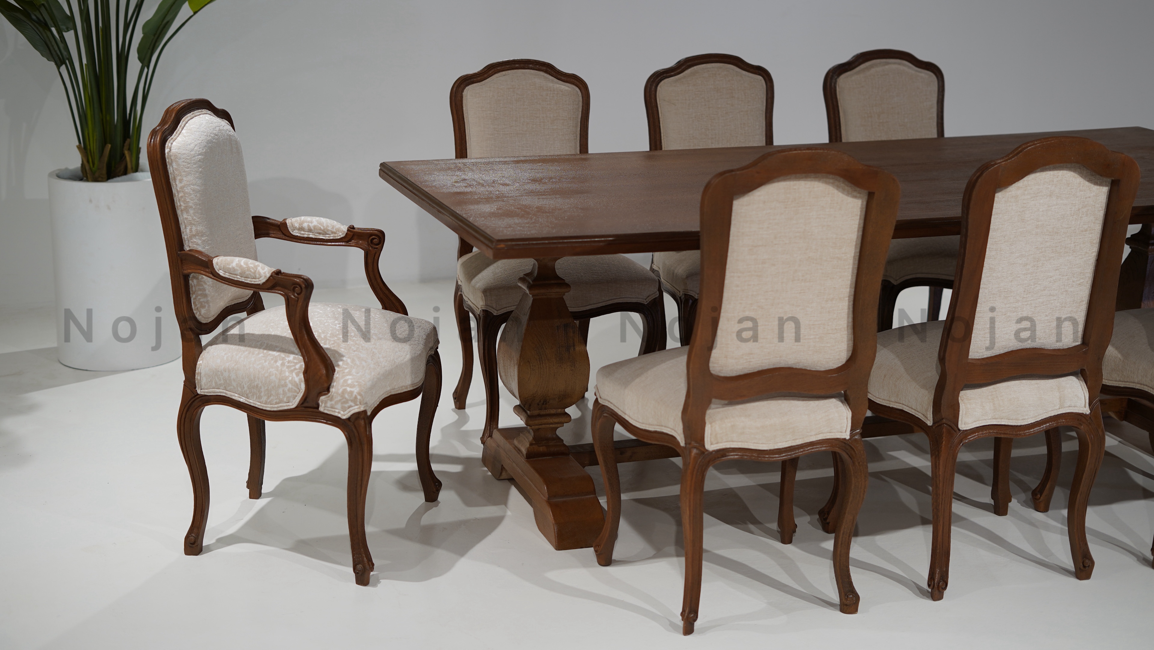 غذا خوری  دلوین 