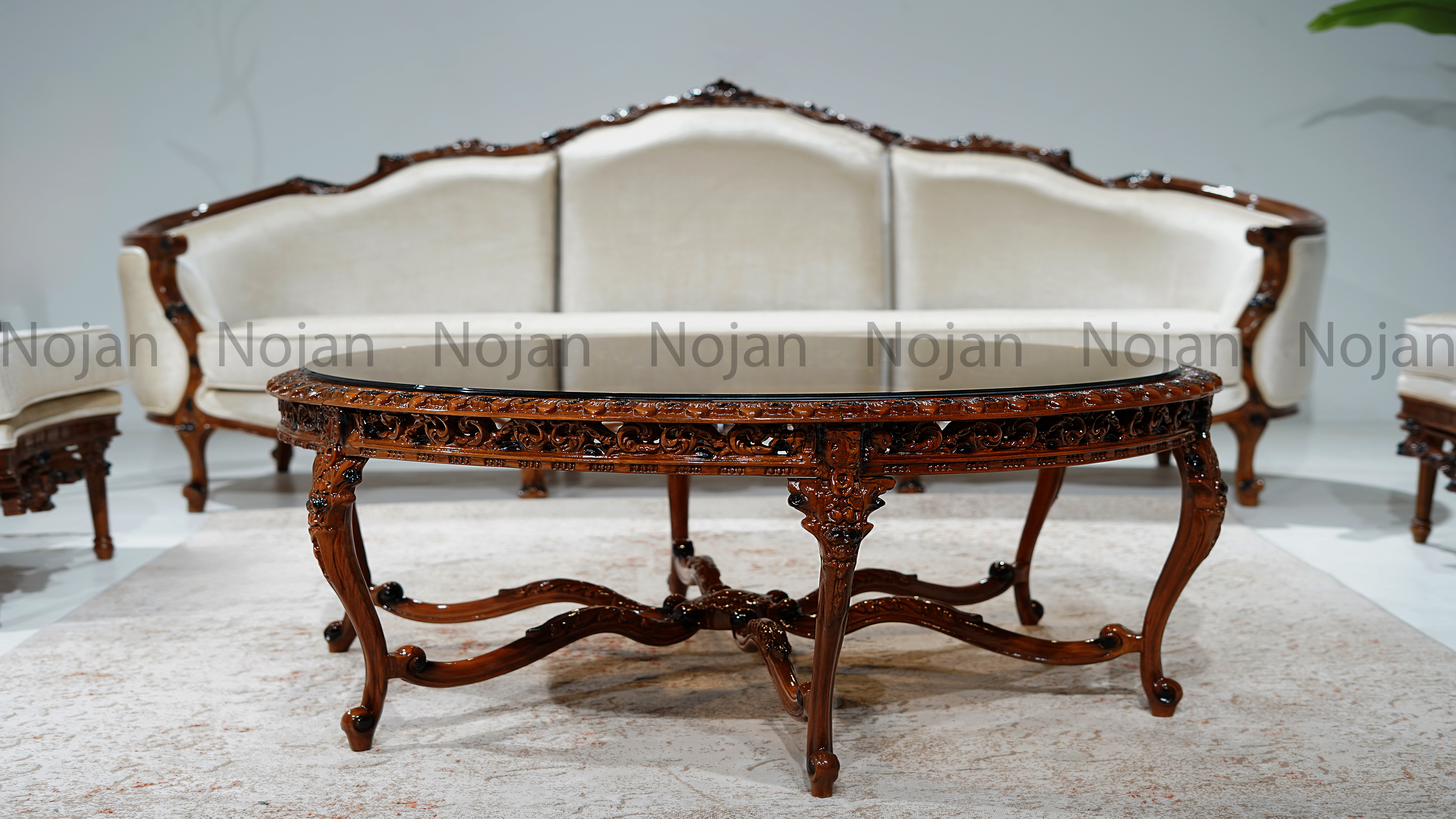 مبل کلاسیک دیوا