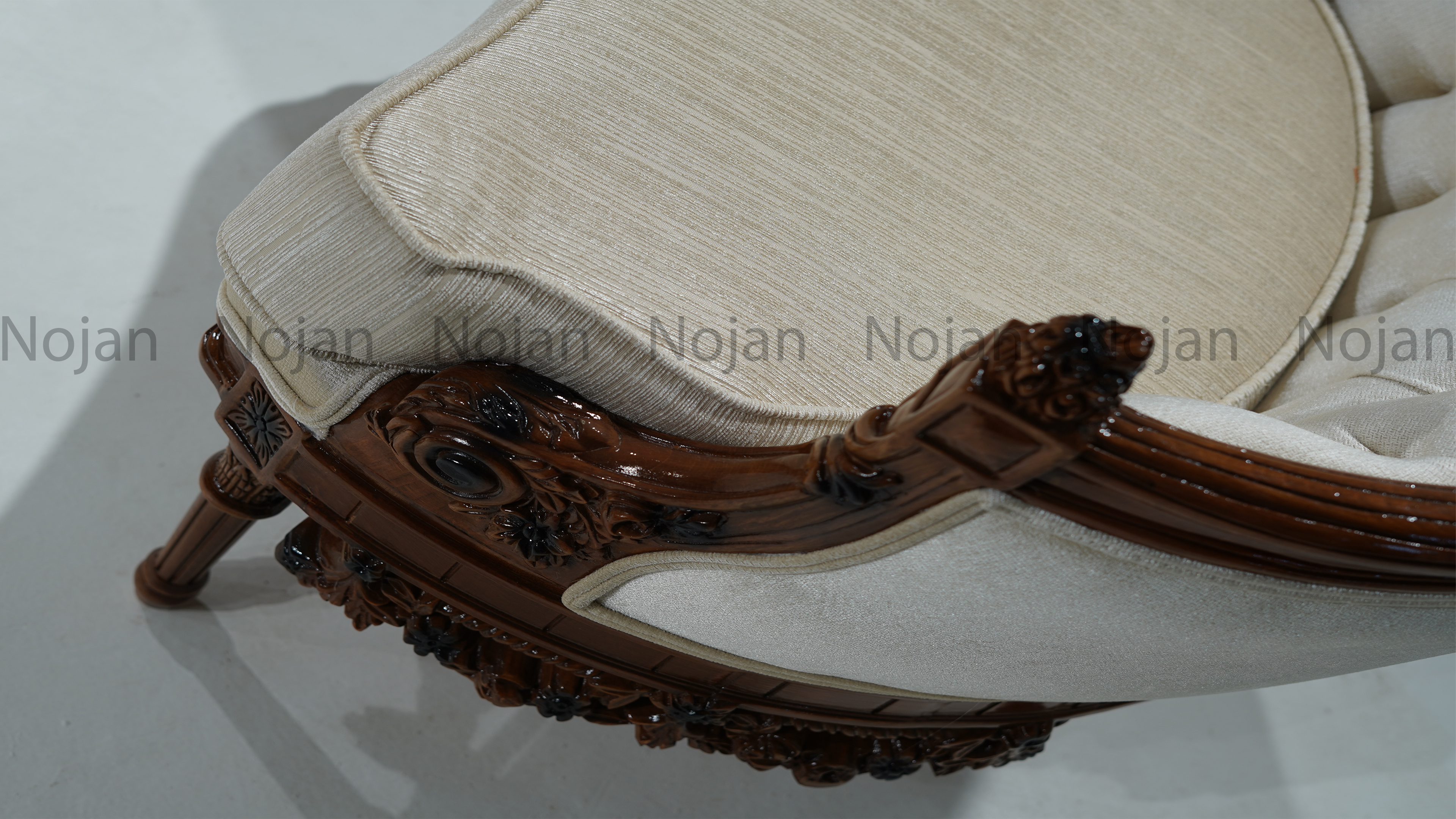 مبل کلاسیک دیوا