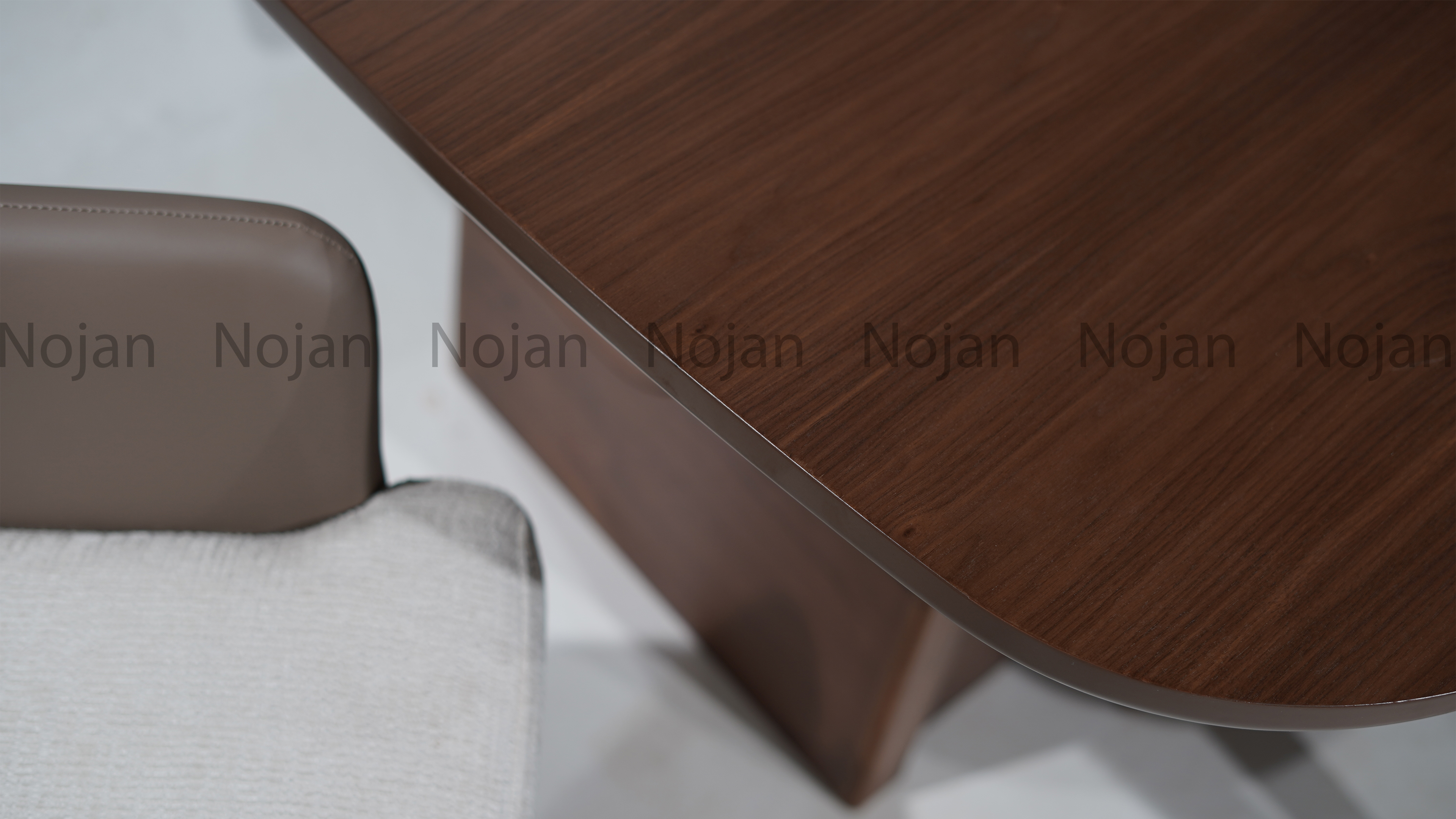 میزغذاخوری ونیز